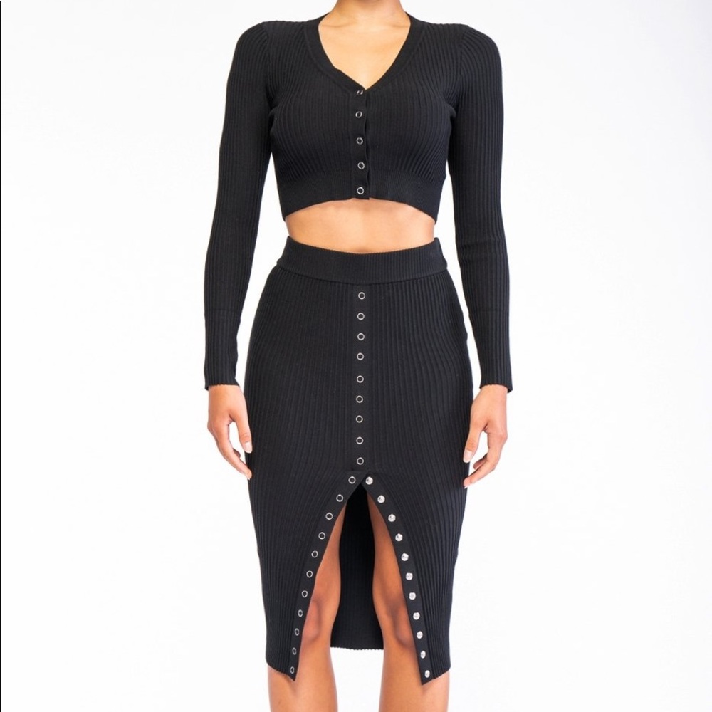 2-PC Ribbed Buttoned Crop Cardigan Skirt Set JR’s - Picture 5 of 8